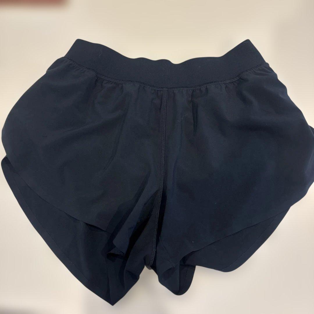 アメリカで購入　ヨガショートパンツ ネイビー