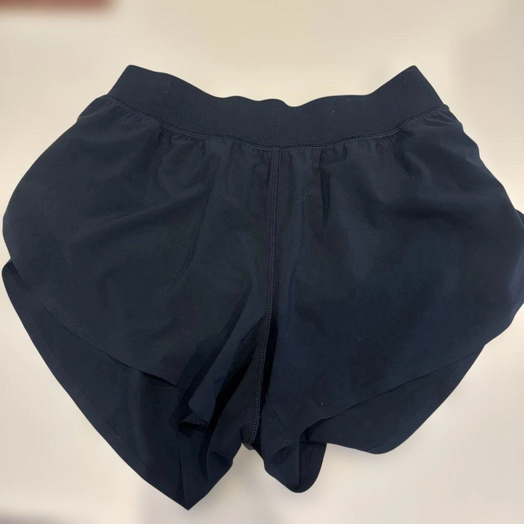 アメリカで購入 ヨガショートパンツ ネイビー