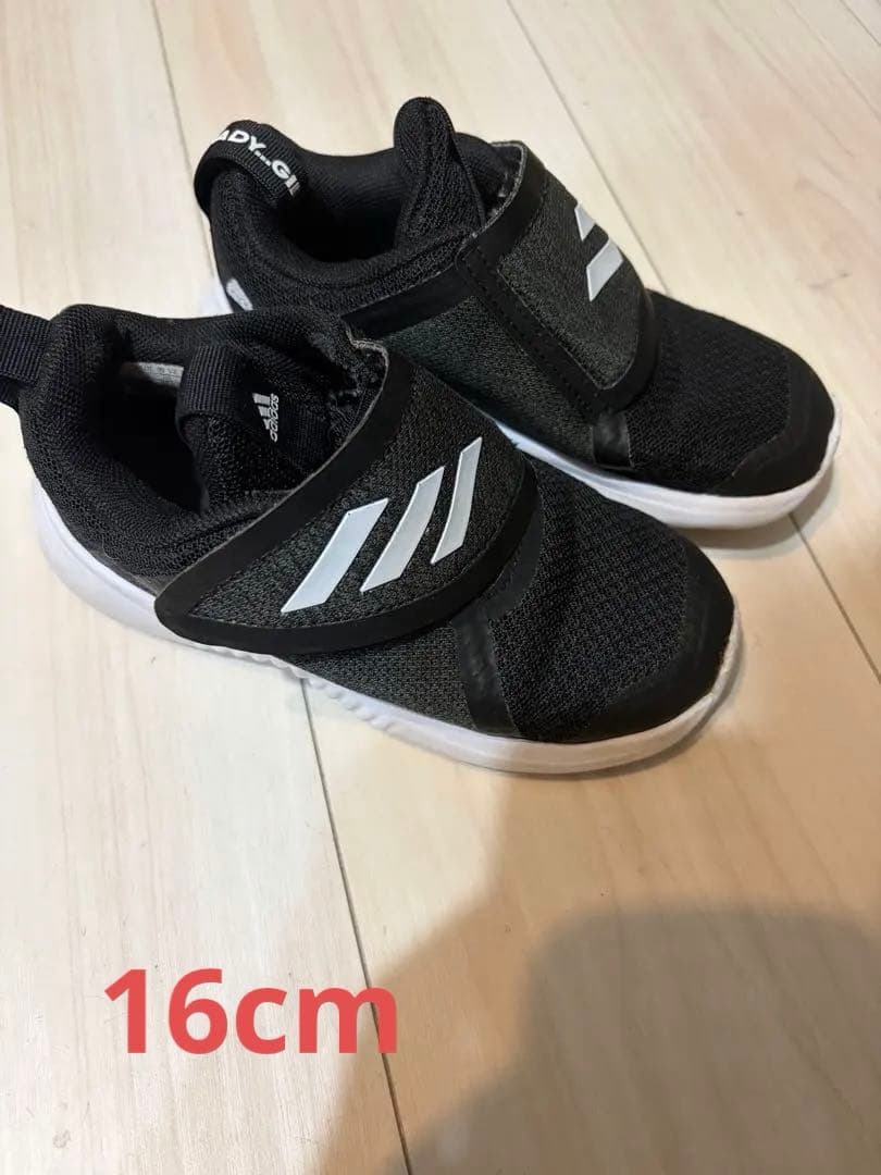 adidas キッズ スニーカー ブラック16cm