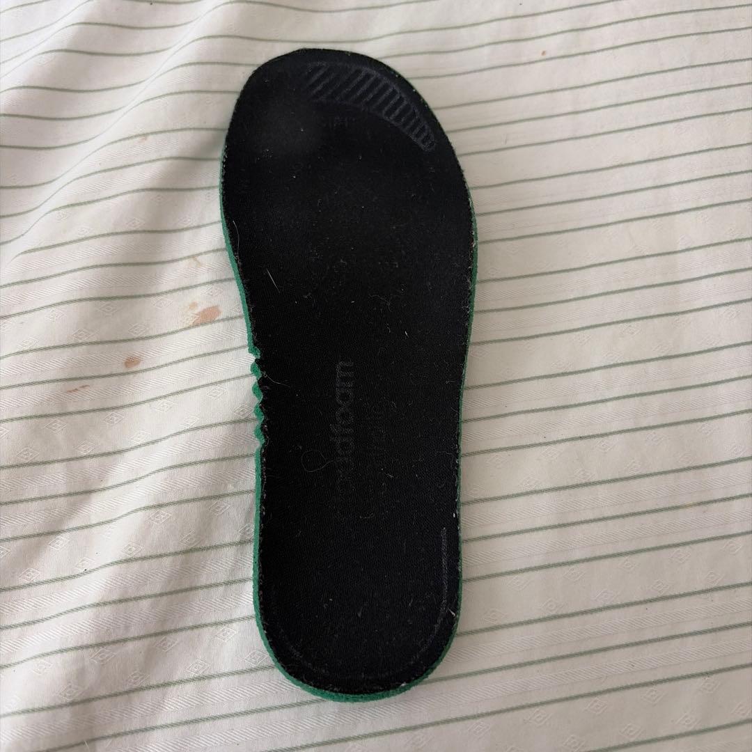 adidas キッズ スニーカー ブラック16cmの写真5枚目