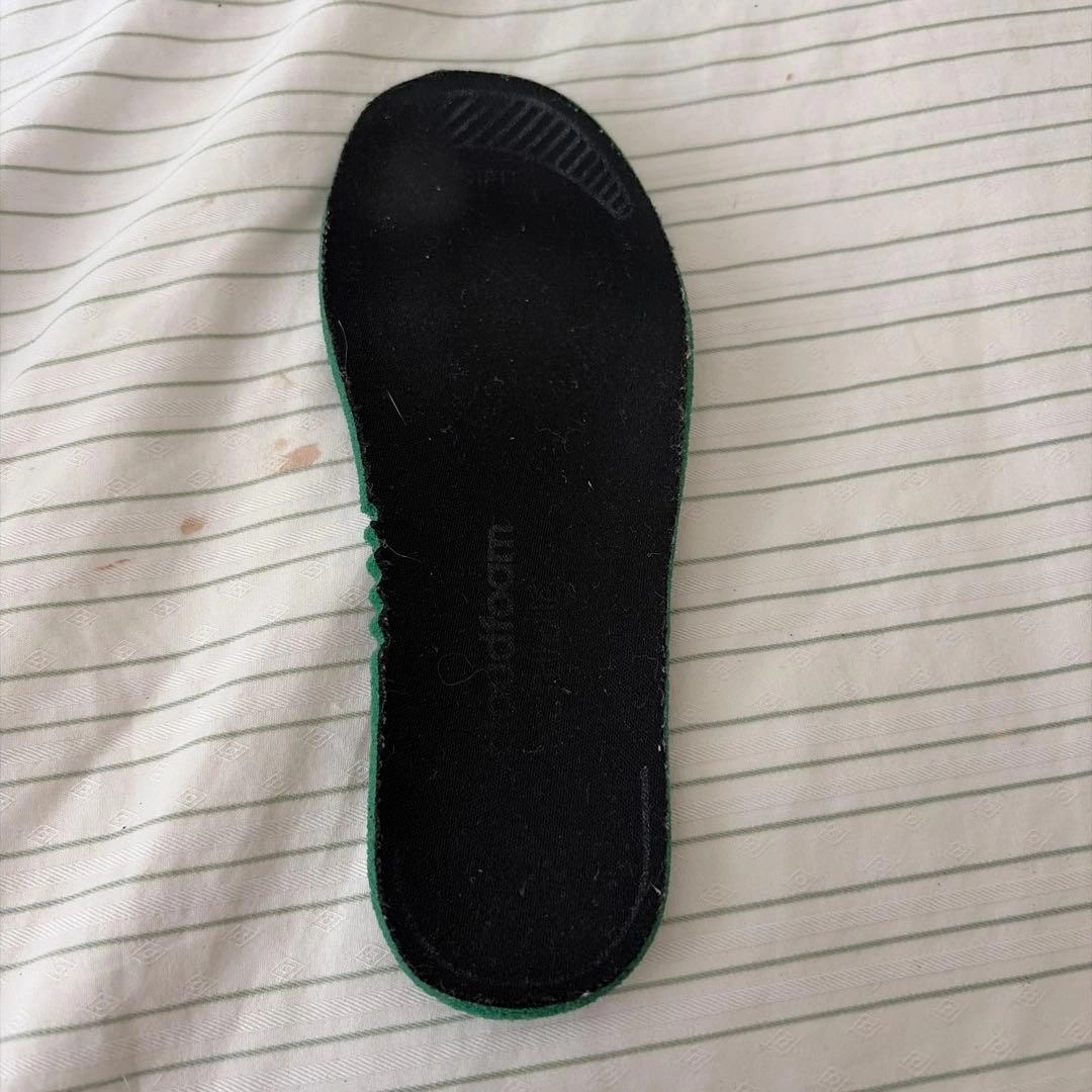 adidas キッズ スニーカー ブラック16cmの写真5枚目