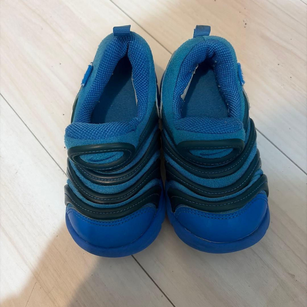 NIKE キッズ スニーカー ブルーの写真2枚目