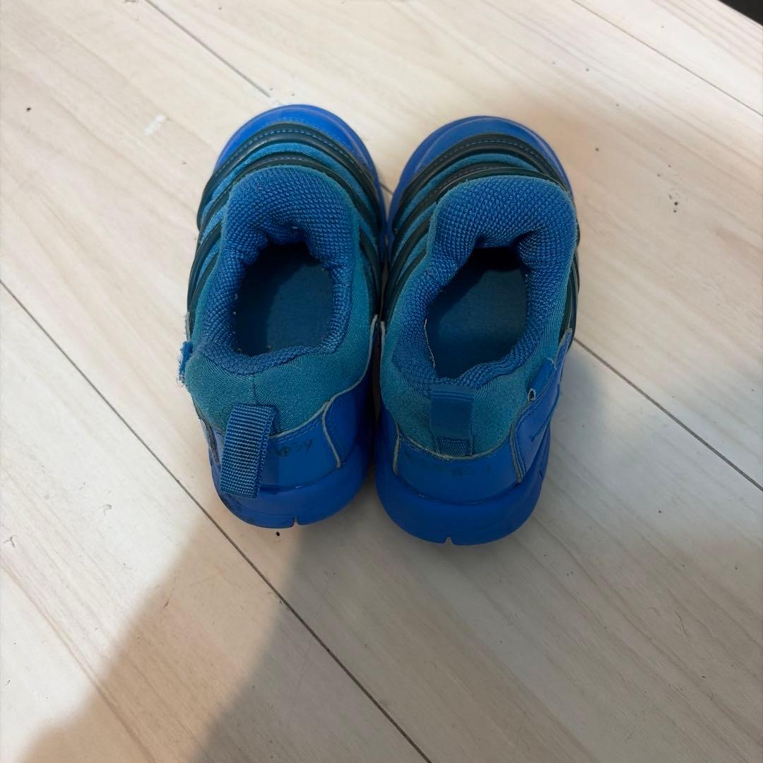 NIKE キッズ スニーカー ブルーの写真3枚目