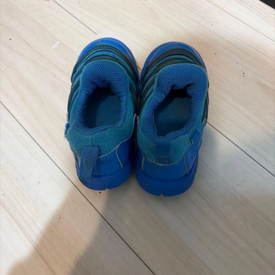 NIKE キッズ スニーカー ブルーの写真3枚目