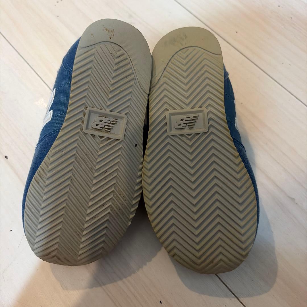 New Balance キッズ スニーカー ブルーの写真3枚目