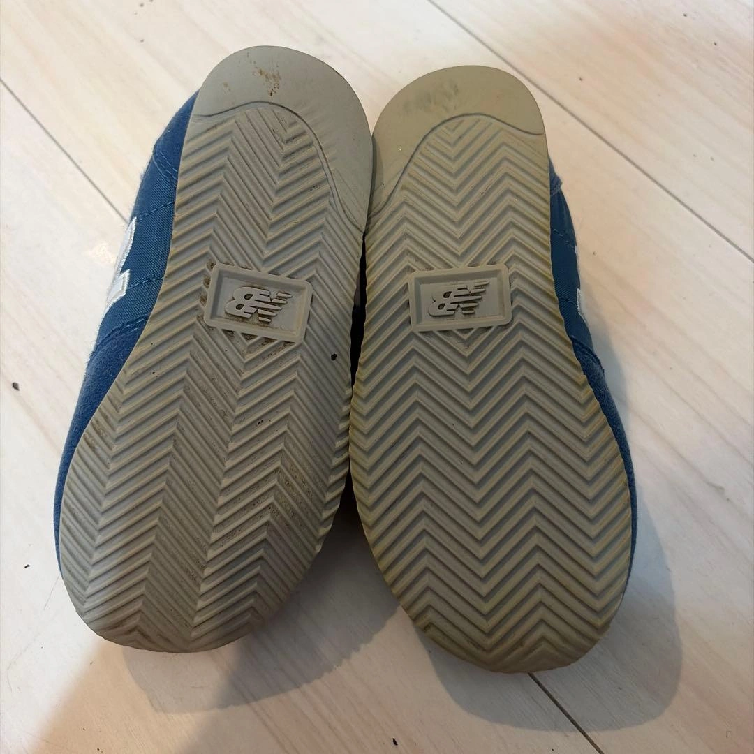 New Balance キッズ スニーカー ブルーの写真3枚目