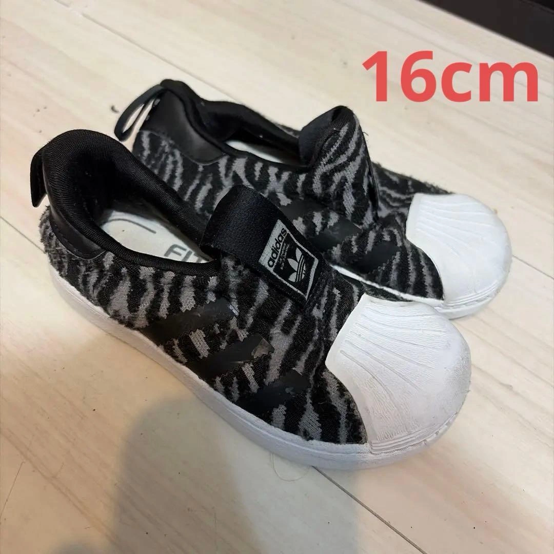 adidas キッズ スニーカー ゼブラ柄16cm