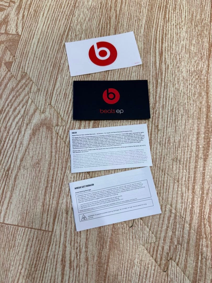 【美品・箱説明書付】Beats EP 有線オンイヤーヘッドホン ブルー 青の写真4枚目