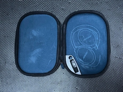 ☆ 無料 BOSE QuietComfort 25 ケース ☆の写真2枚目