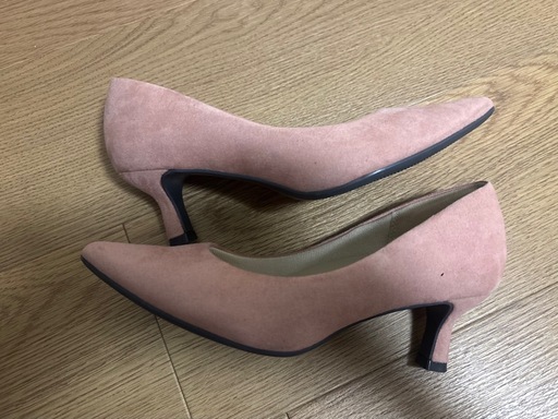 【10/10 13:00まで出品】美品GU 定番マシュマロパンプス ピンク 22.5cm ミドルヒールの写真3枚目