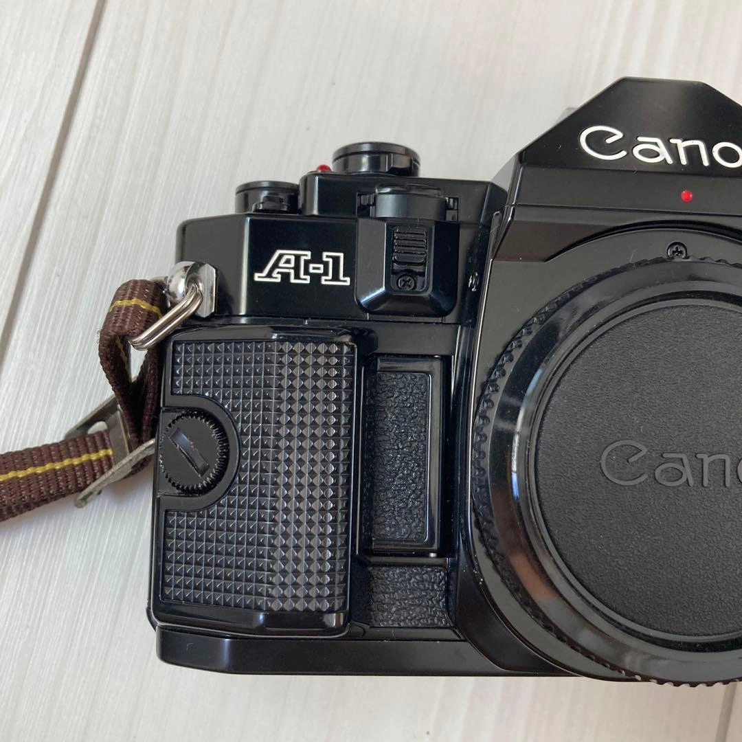 Canon A-1 フィルムカメラ 本体の写真2枚目