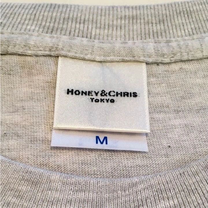 【新品】"STILL WAITING" HONEY&CHRIS Tシャツの写真5枚目