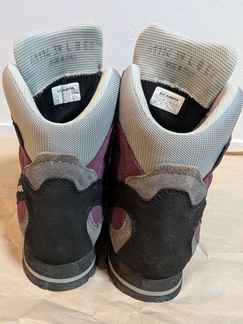 SCARPA 登山靴 レディース 39 mont-bellチェーンスパイク付の写真2枚目
