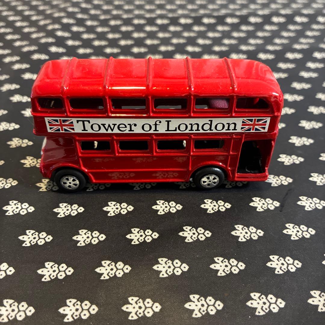 ロンドンバス ミニカー 赤　置物＆鉛筆削り
