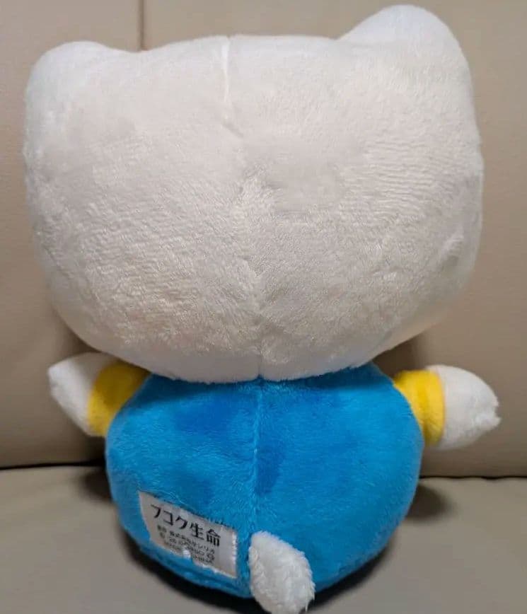 【非売品】ハローキティ ぬいぐるみ 約20cm×15cm サンリオの写真2枚目