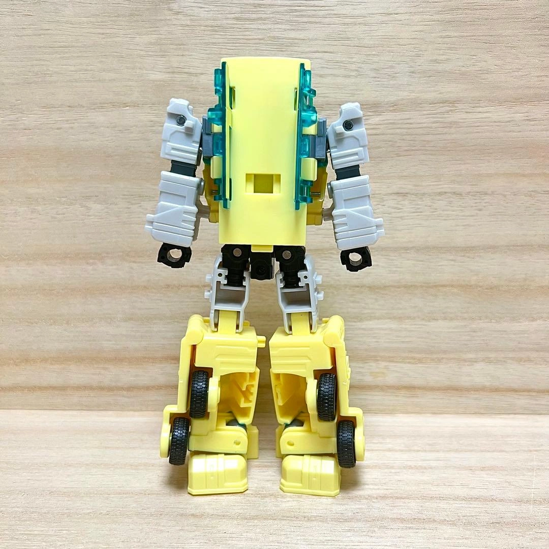 トランスフォーマー ストレンジャー・シングス コラボレーティブ コード・レッドの写真5枚目