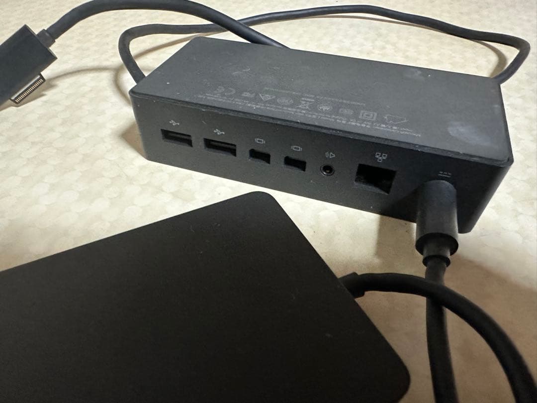 Microsoft Surface Dock 1661 純正 電源アダプター付の写真3枚目