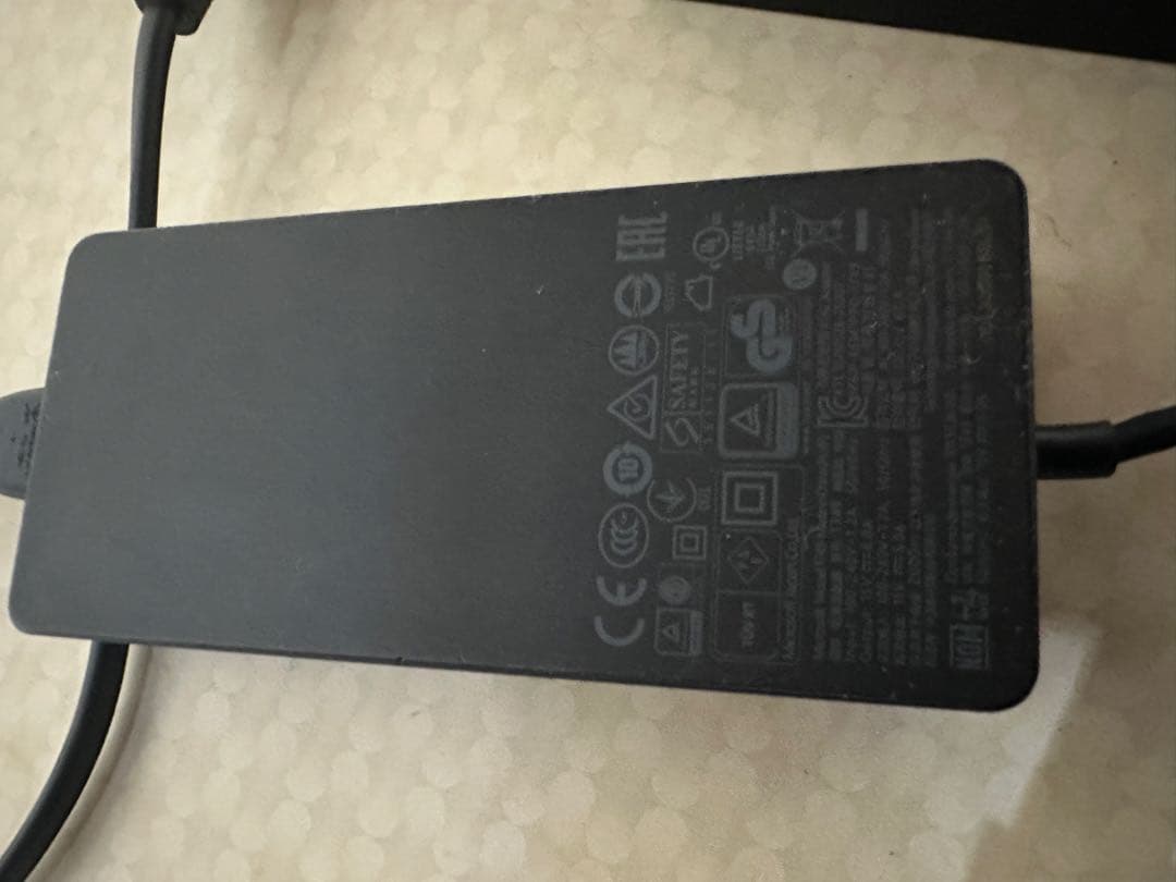 Microsoft Surface Dock 1661 純正 電源アダプター付の写真4枚目
