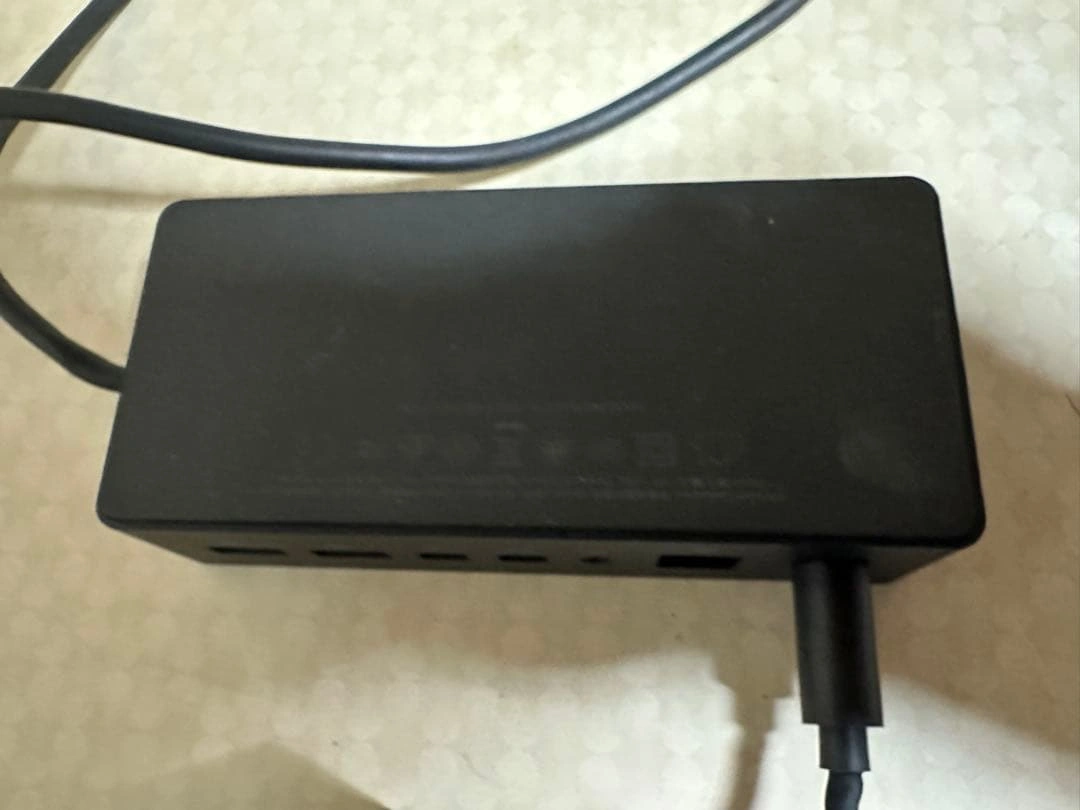 Microsoft Surface Dock 1661 純正 電源アダプター付の写真5枚目