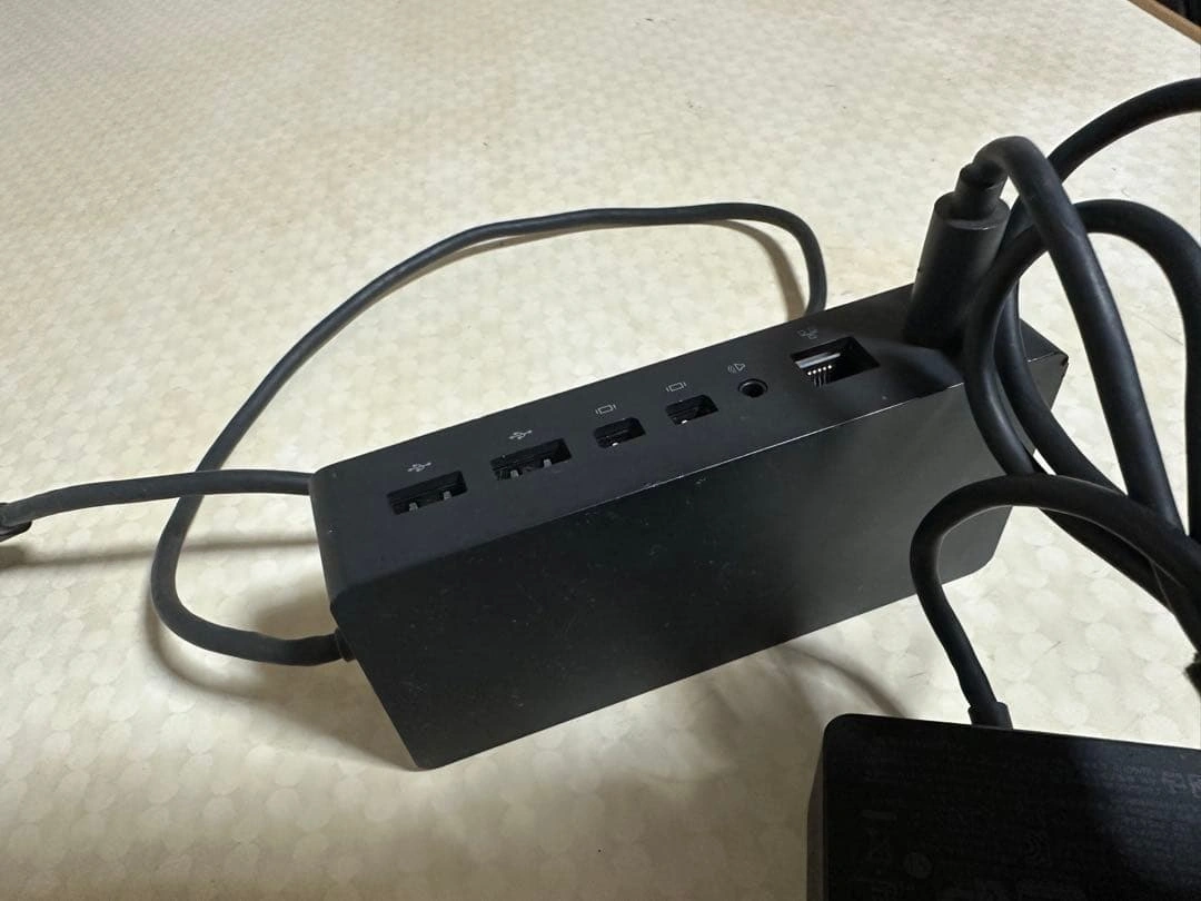 Microsoft Surface Dock 1661 純正 電源アダプター付の写真7枚目