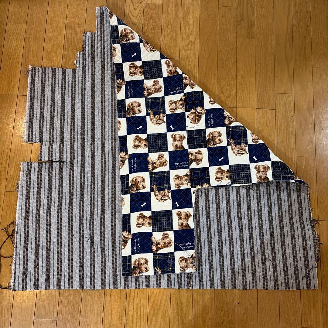 108cm×80cm 犬柄チェック柄 キルティング 生地 布地 ハンドメイド素材