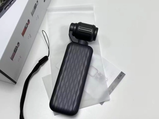 新品未使用 3軸ジンバル搭載 ポケットカメラ アクションカメラの写真4枚目