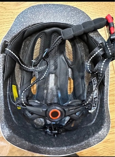 【新品】自転車用ヘルメットの写真3枚目