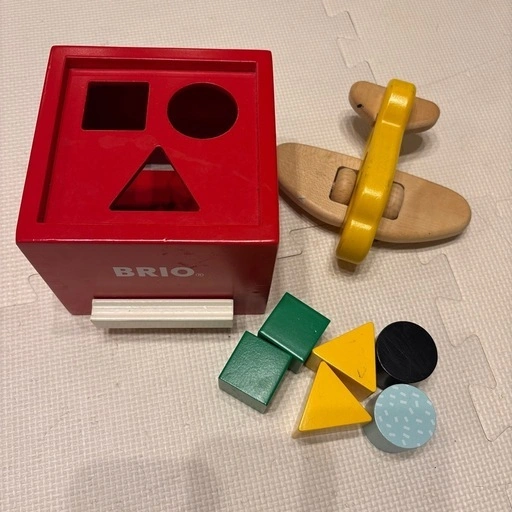 ボーネルンドBRIOかたはめ&BAJO飛行機おもちゃ