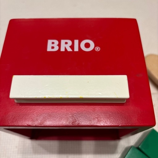 ボーネルンドBRIOかたはめ&BAJO飛行機おもちゃの写真2枚目