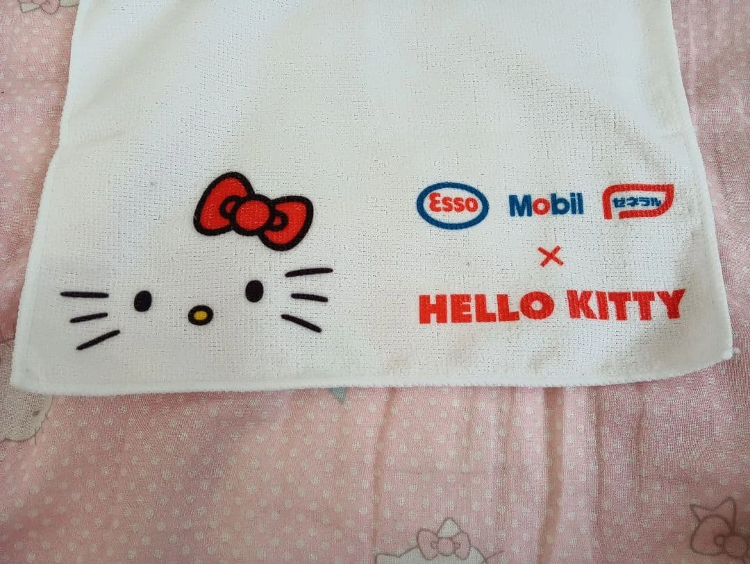ハローキティ Esso Mobil ゼネラル コラボ タオル レア 非売品の写真2枚目