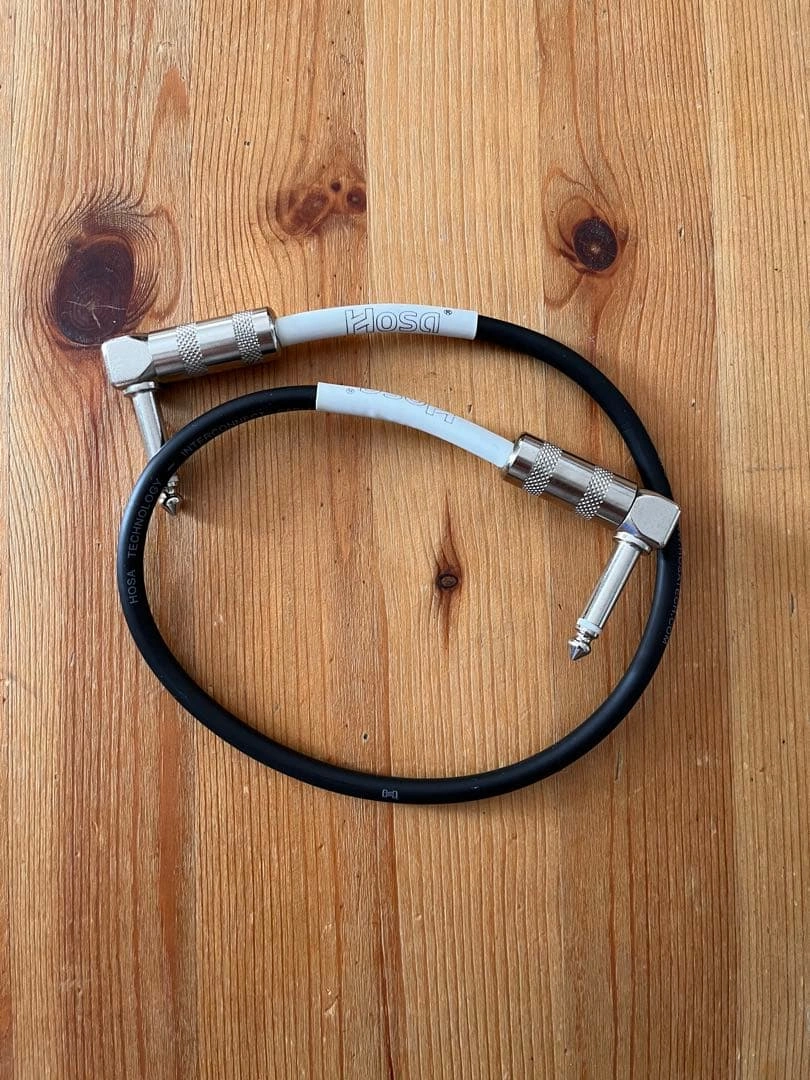 HOSA technology interconnect cable