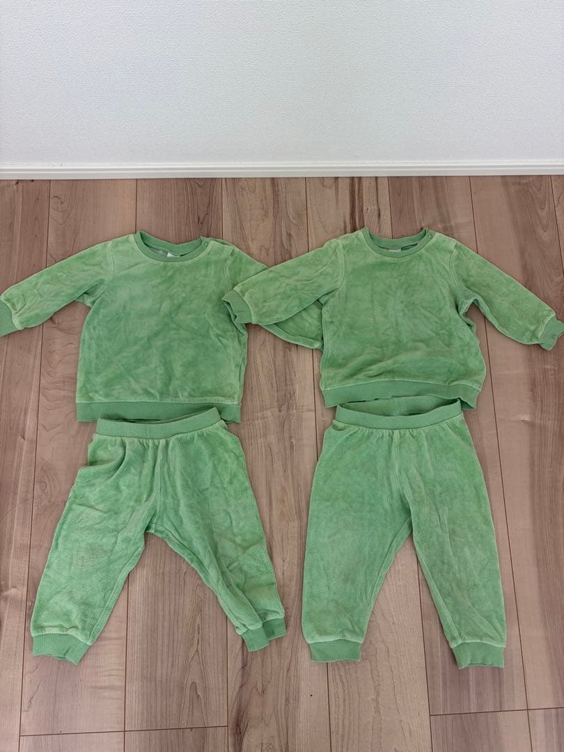 H&M ベロア セットアップ 2組 74/80 双子 おそろい グリーン
