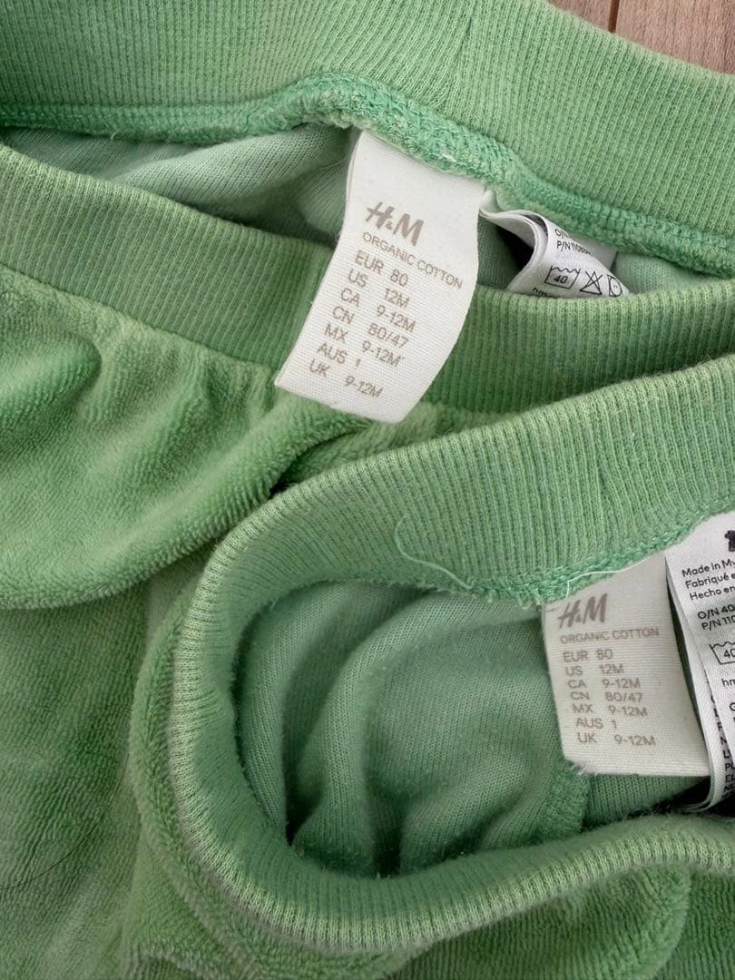 H&M ベロア セットアップ 2組 74/80 双子 おそろい グリーンの写真6枚目