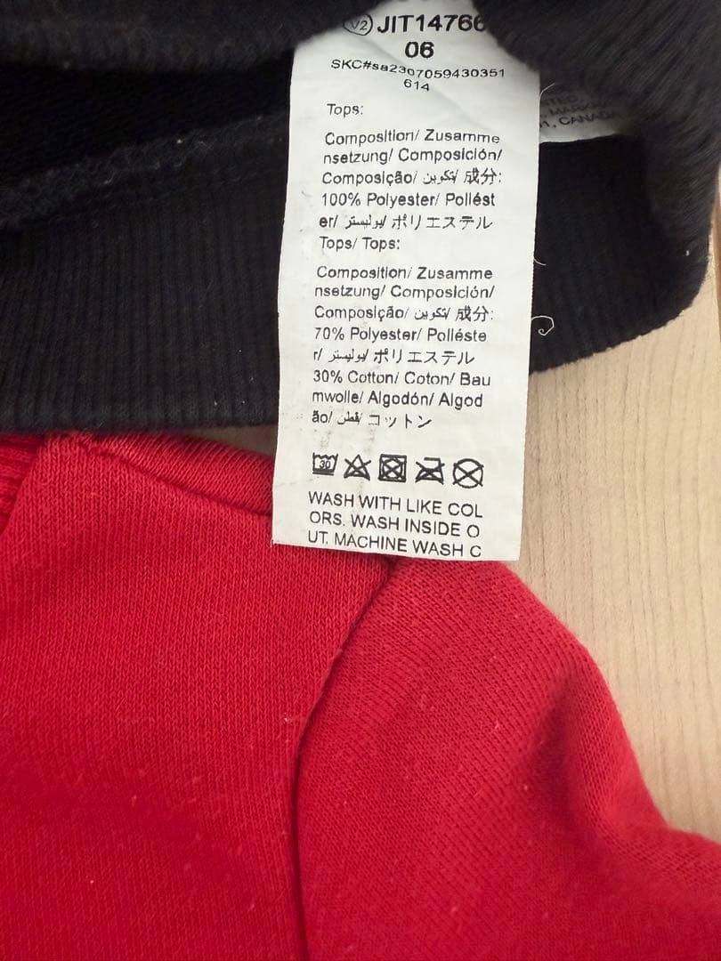 SHEIN ベビー トレーナー 4枚セット 9-12M 双子 おそろい 赤 黒の写真6枚目