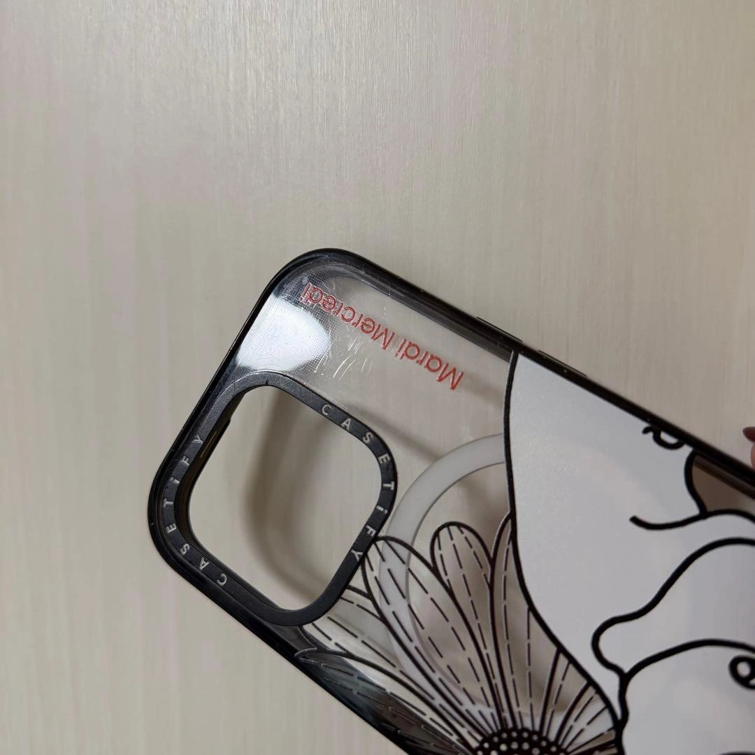 CASETiFY Mardi Mercredi iPhone 14pro ケースの写真5枚目