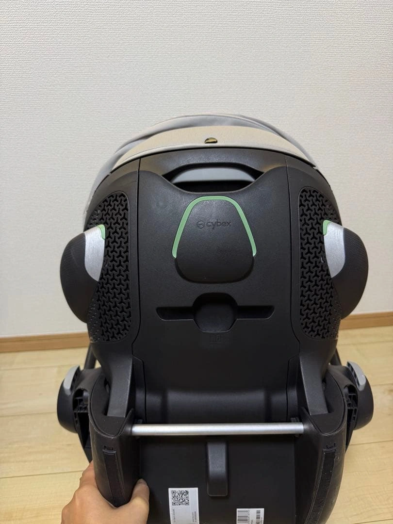 Cybex クラウドG i-Sizeチャイルドシートの写真7枚目