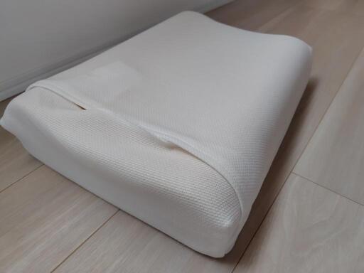 IKEA 枕 33×45cmの写真3枚目