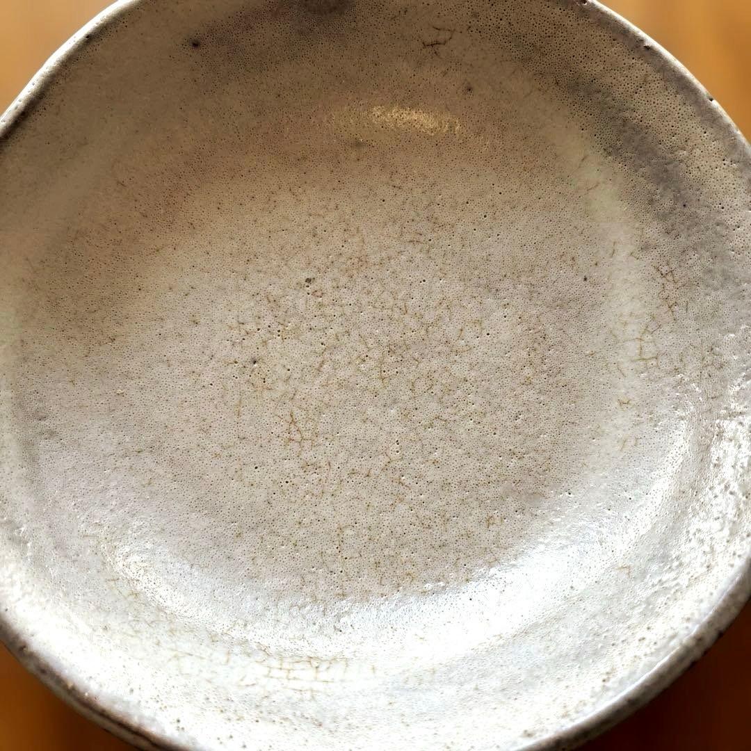作家物？粉引 白釉 盛鉢 深皿 大皿 21㎝ 和食器 陶芸 陶器 モダン うつわの写真4枚目