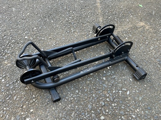 ☆ BIKE HAND YC-96 折りたたみバイクスタンド ☆の写真2枚目