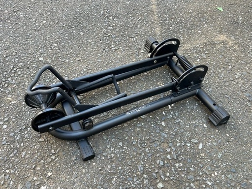 ☆ BIKE HAND YC-96 折りたたみバイクスタンド ☆の写真2枚目