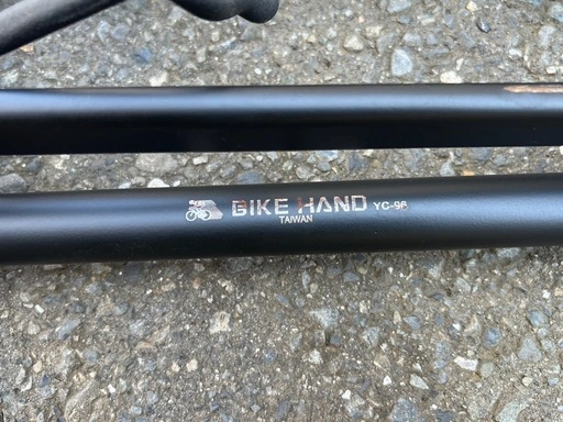 ☆ BIKE HAND YC-96 折りたたみバイクスタンド ☆の写真3枚目