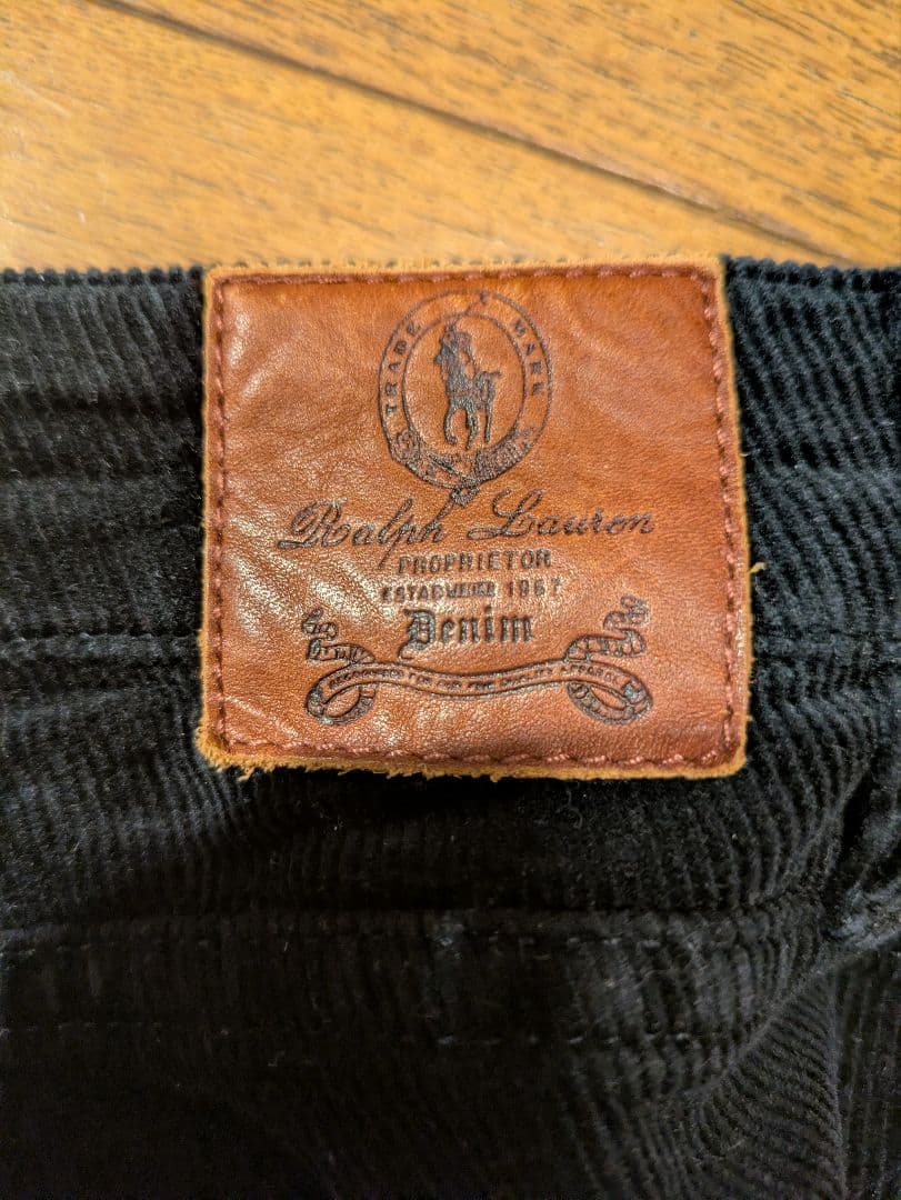 RALPH LAUREN SPORT(ラルフローレン)コーデュロイスキニーパンツ 黒　サイズ4の写真3枚目