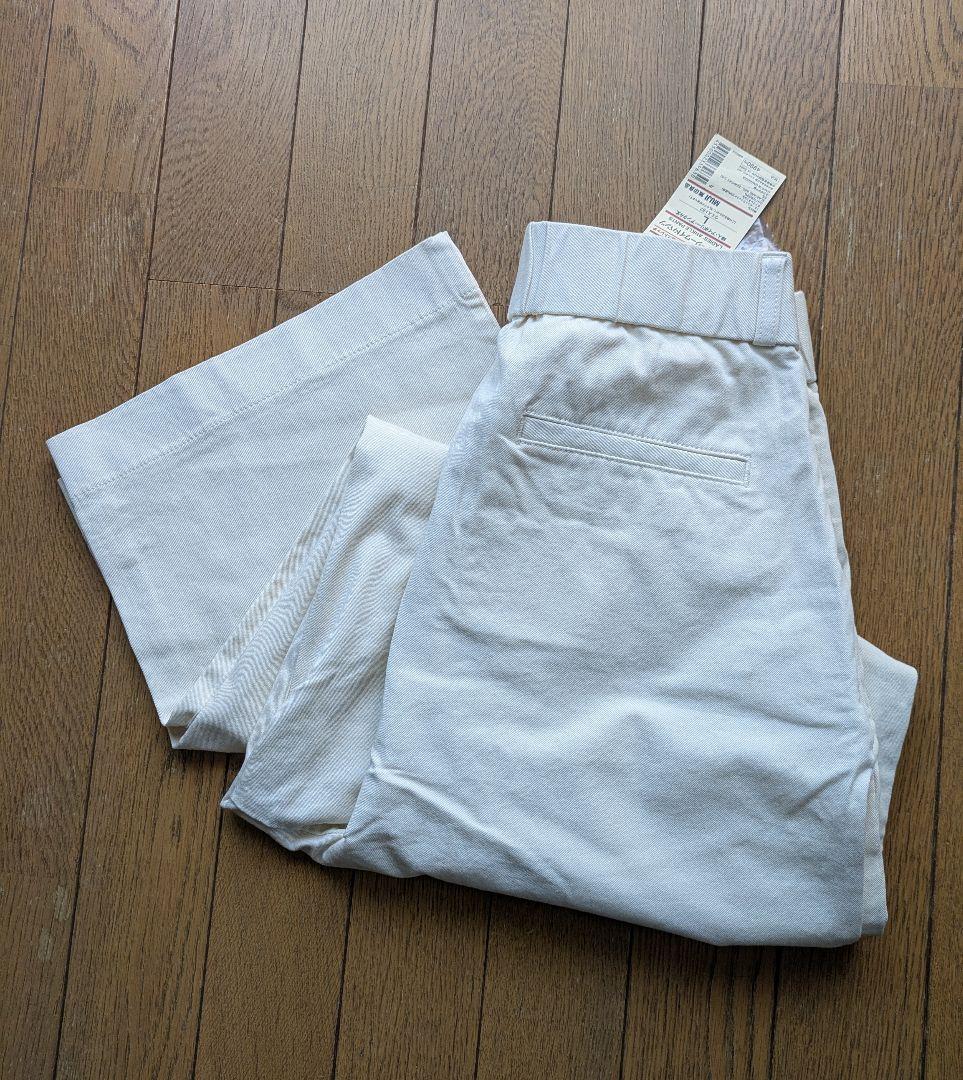 タグ付き新品！　無印良品(MUJI)オーガニックコットンストレッチ チノイージーワイドパンツの写真4枚目