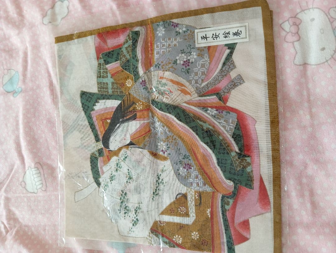 新品未使用未開封平安絵巻 ハンカチ 和柄 レア　和泉式部、持統天皇など