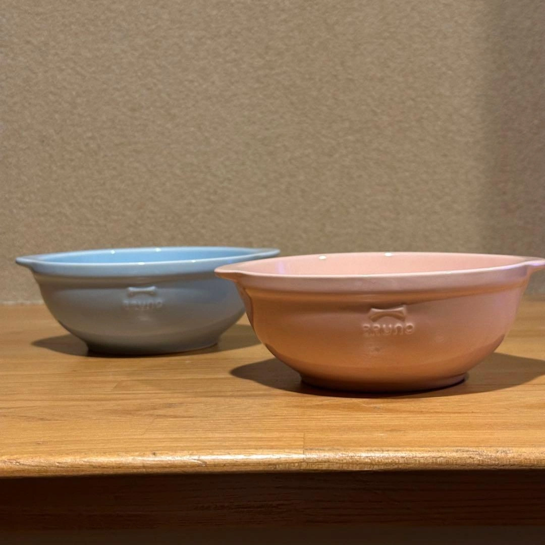 BRUNO ブルーノ 磁器製ボウル 2個 ブルー&ピンクの写真2枚目
