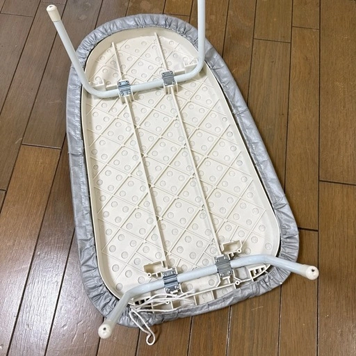 コードレスアイロン 台付の写真4枚目