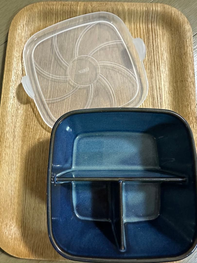 お正月料理の保存にも便利　3分割食品保存容器　美品