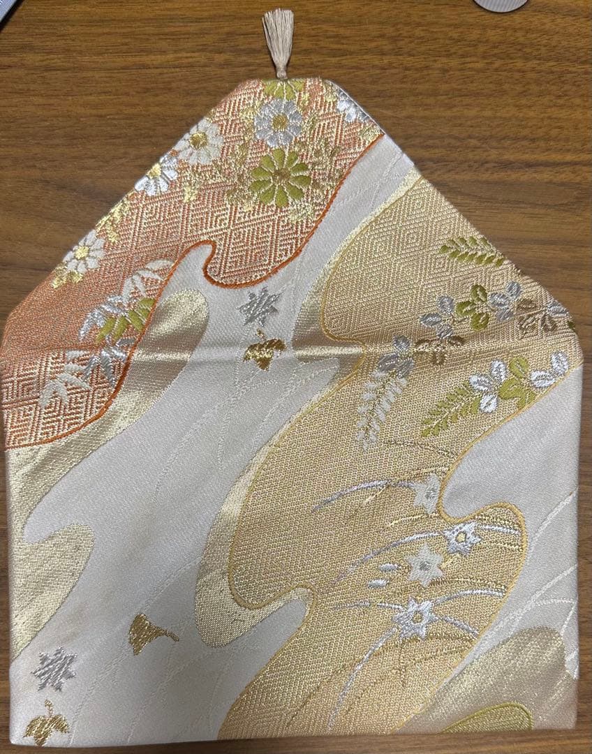 値引格安タッセル無し　数寄屋袋(御朱印帳袋) 豪華袋帯リメイク　新品の写真2枚目