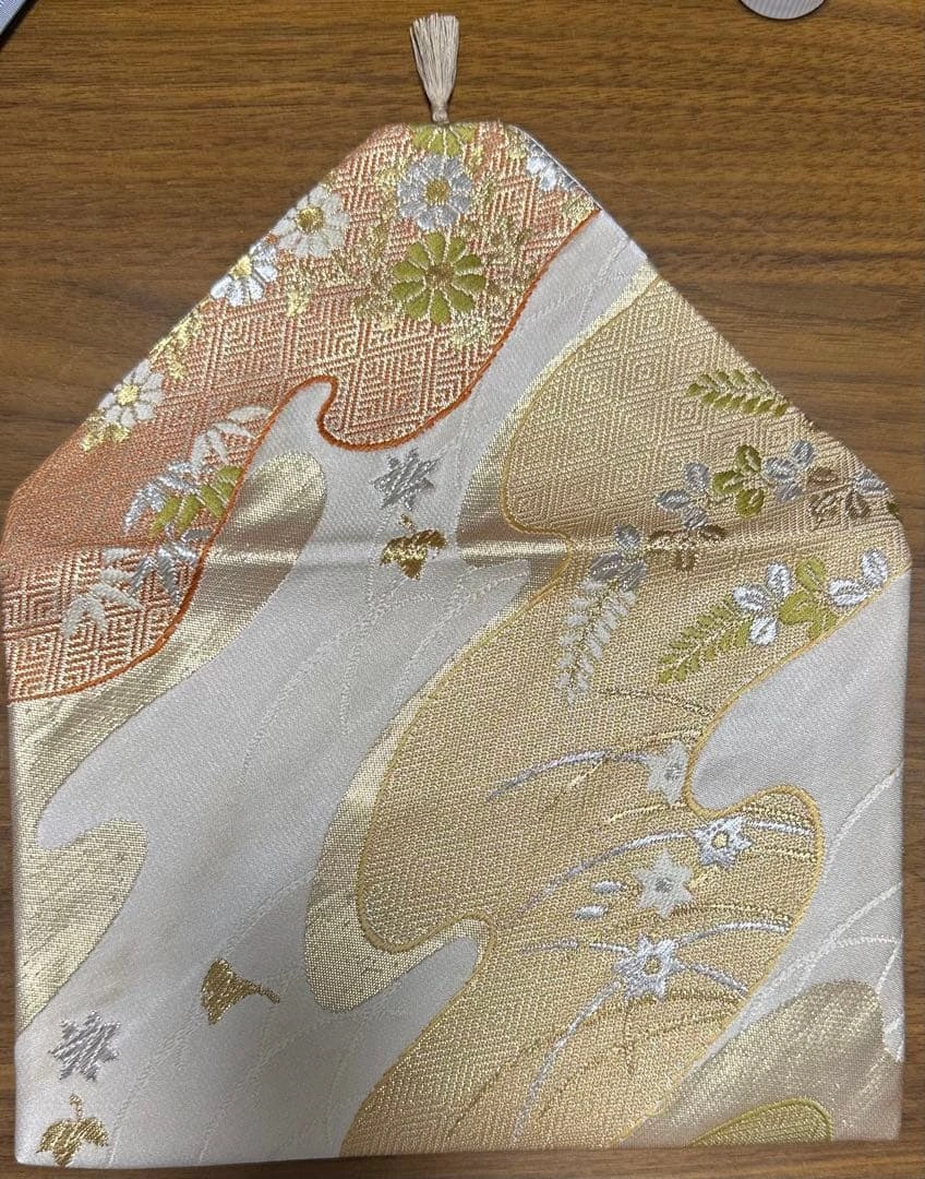 値引格安タッセル無し 数寄屋袋(御朱印帳袋) 豪華袋帯リメイク 新品の写真2枚目