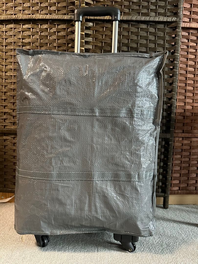 新品 キャリーカバー&取手用バッグの写真2枚目
